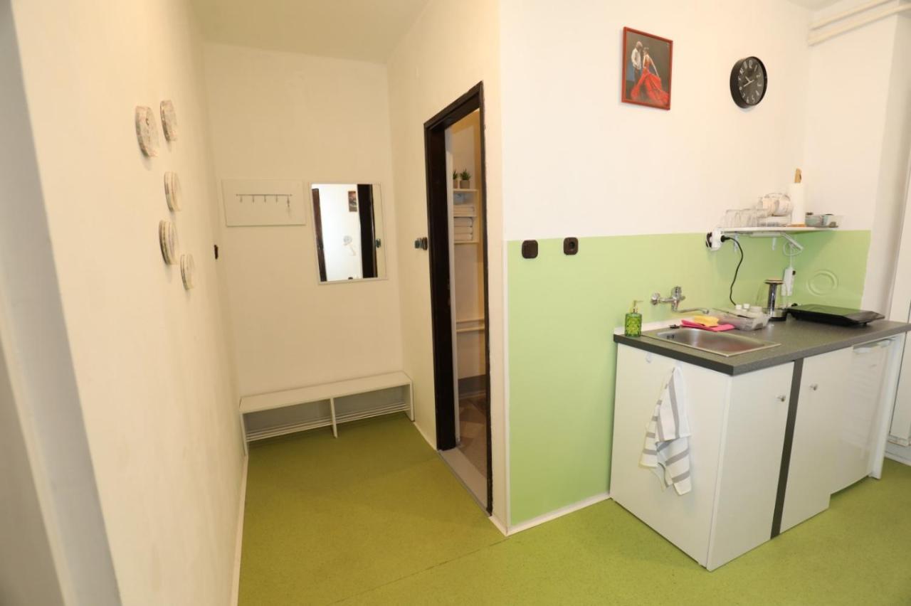 Maple Place Velika Gorica Extérieur photo